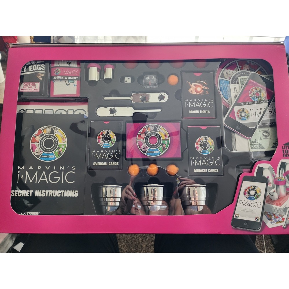 Marvin's iMagic 365 Tricks Interactive Magic Set Smartphone App Boxed - Picture 2 of 5